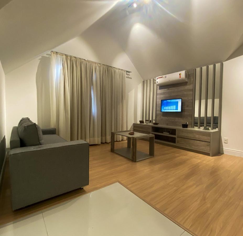 Duplex Novo, Com 02 Suites, Para 06 Pessoas, E 02 Vagas De Garagem 카넬라 외부 사진